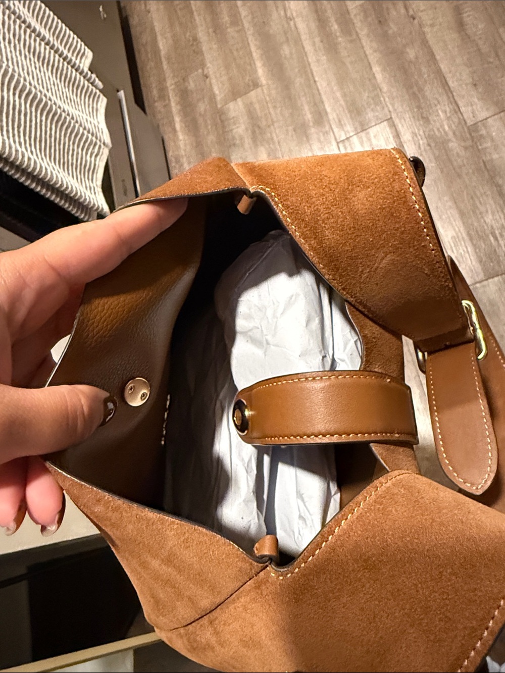 Coach Shoulder Bag - Picture 6 of 8